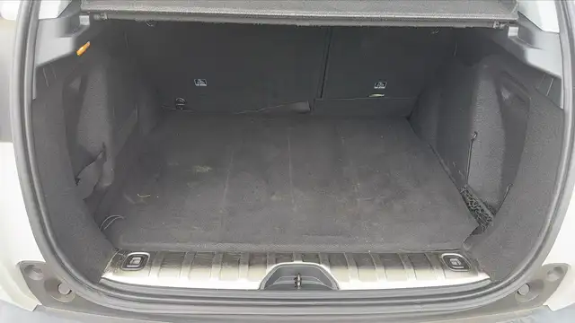 Peugeot 2008 view 14