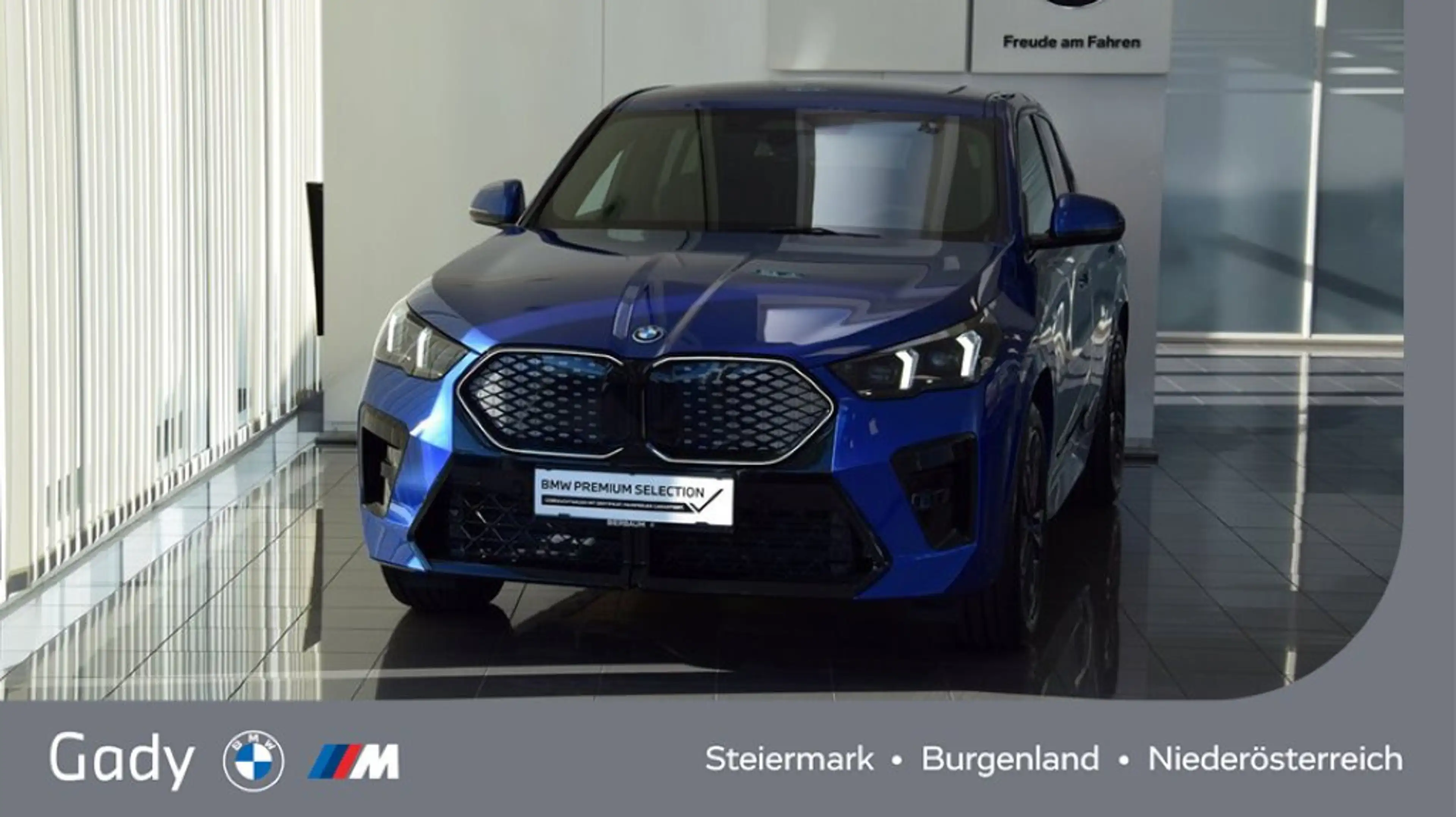 BMW iX2 iX2 eDrive20 — photo 2