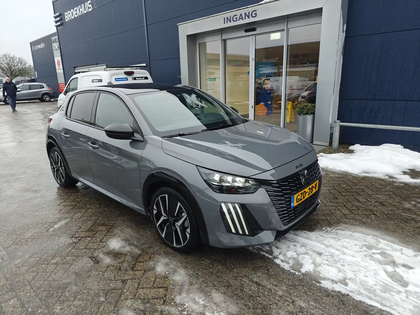 Peugeot 208 Hybrid 100 e-DCS6 GT Gris - 2