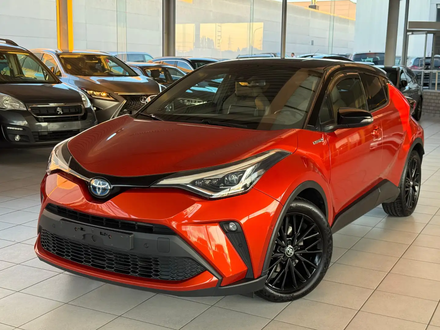 Toyota C-HR 2.0I HYBRID Benzine+ ELEKT Euro 6D Année 2020 Orange - 1