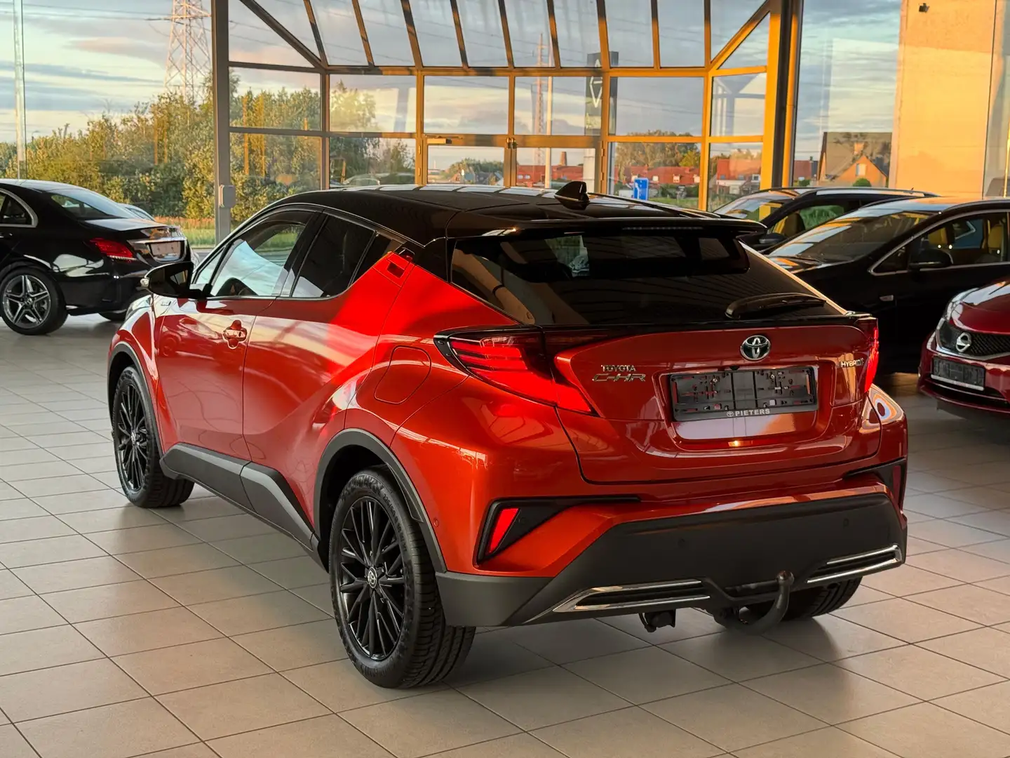 Toyota C-HR 2.0I HYBRID Benzine+ ELEKT Euro 6D Année 2020 Orange - 2