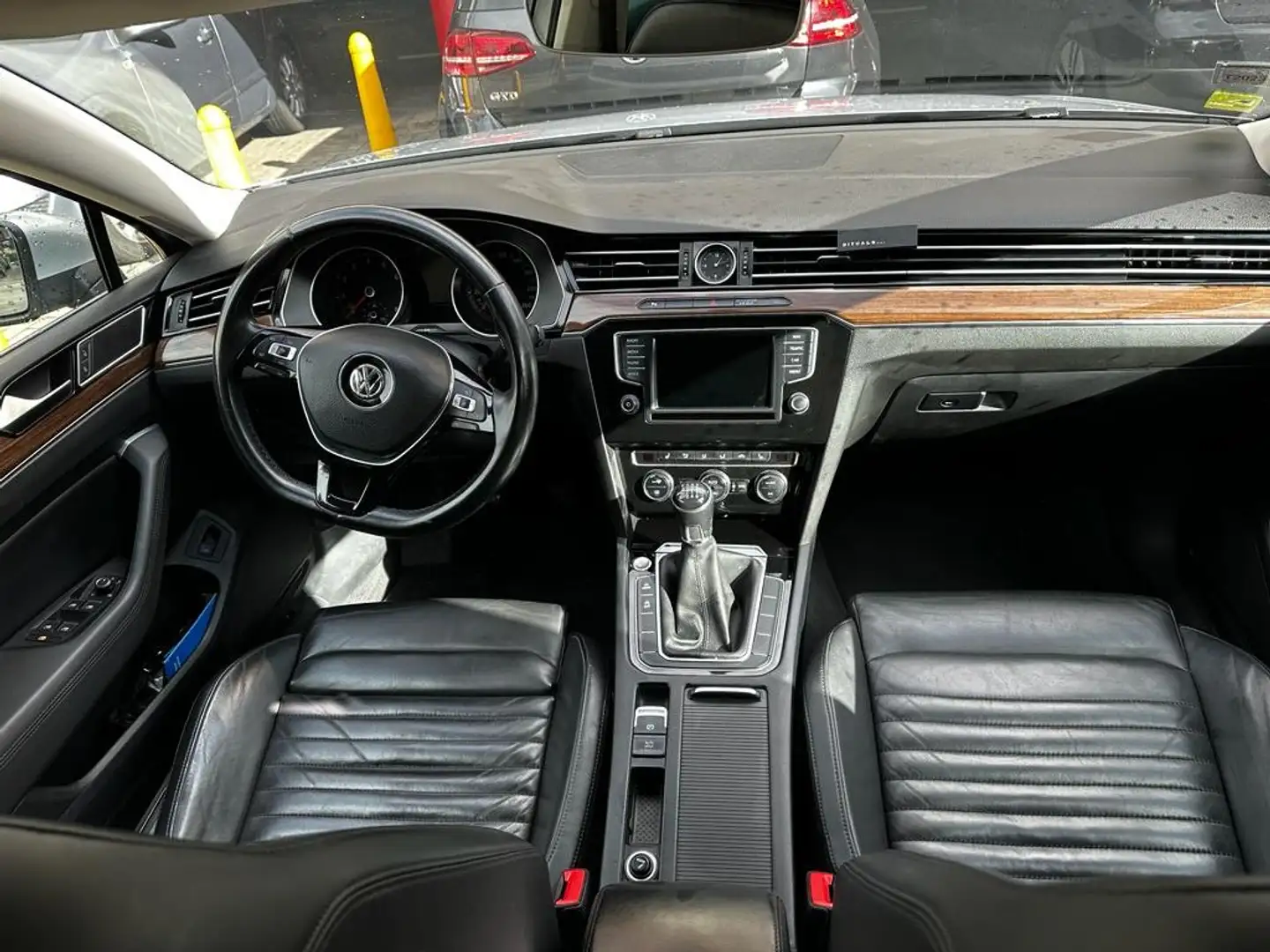 Volkswagen Passat 1.4 TSI ACT Bns Ed R Grijs - 2