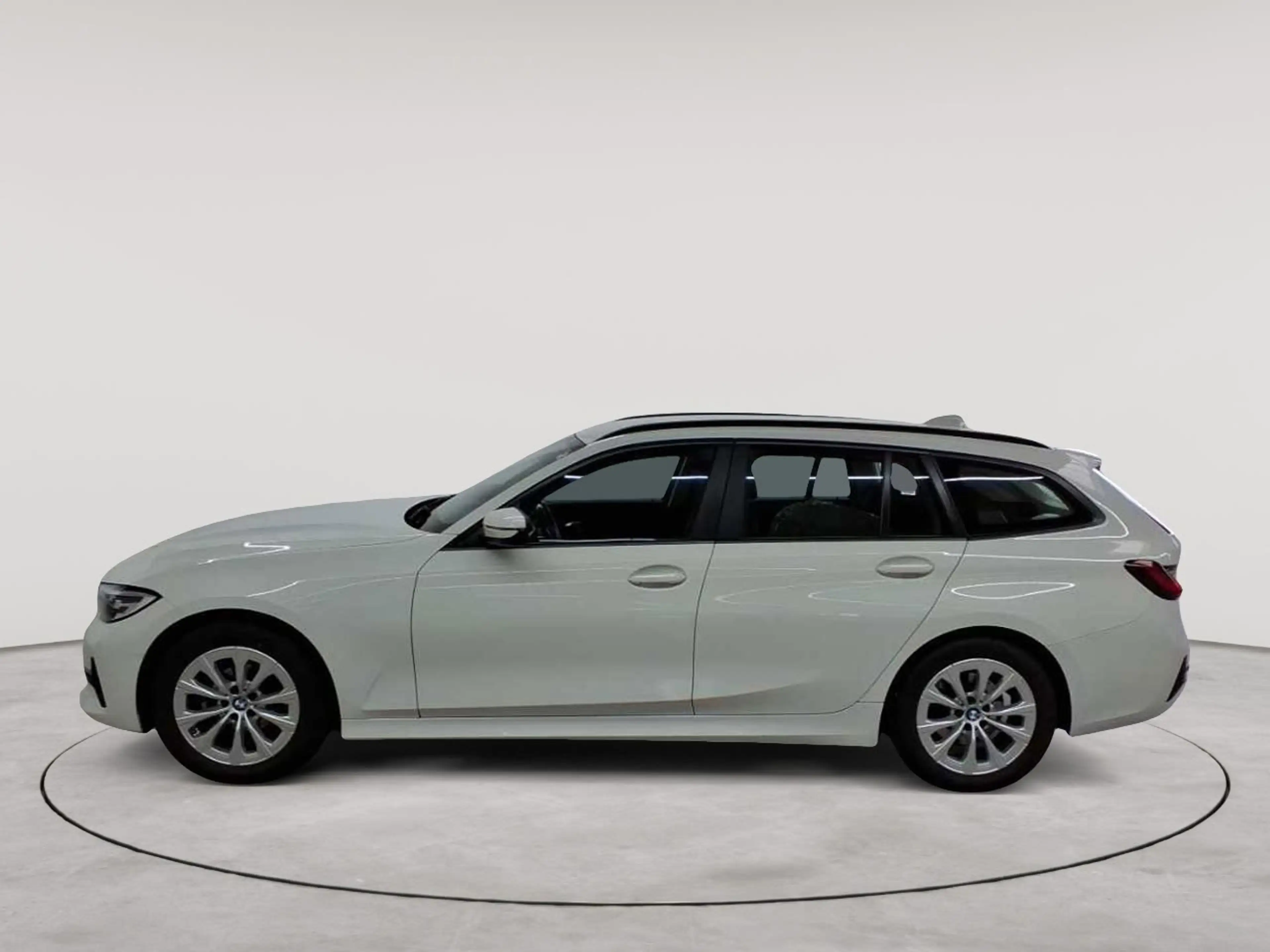 BMW 316 316d Touring Aut. — photo 6