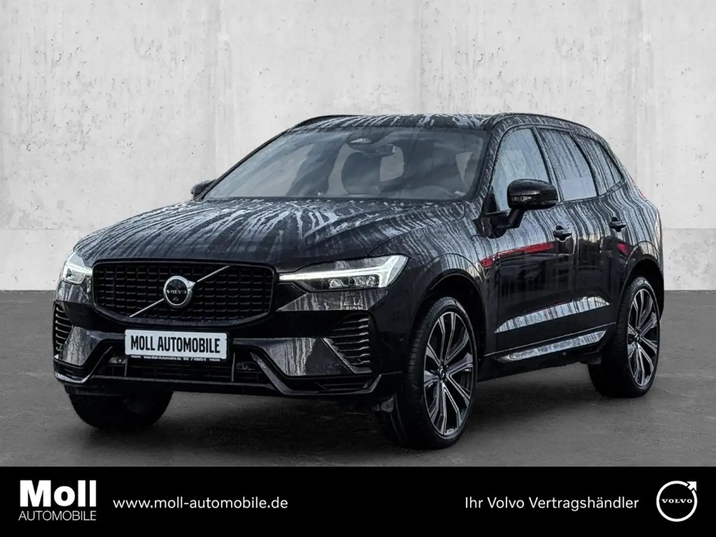 Volvo XC60 R Design Recharge Plug-In Hybrid AWD StandHZG AHK Schwarz - 1