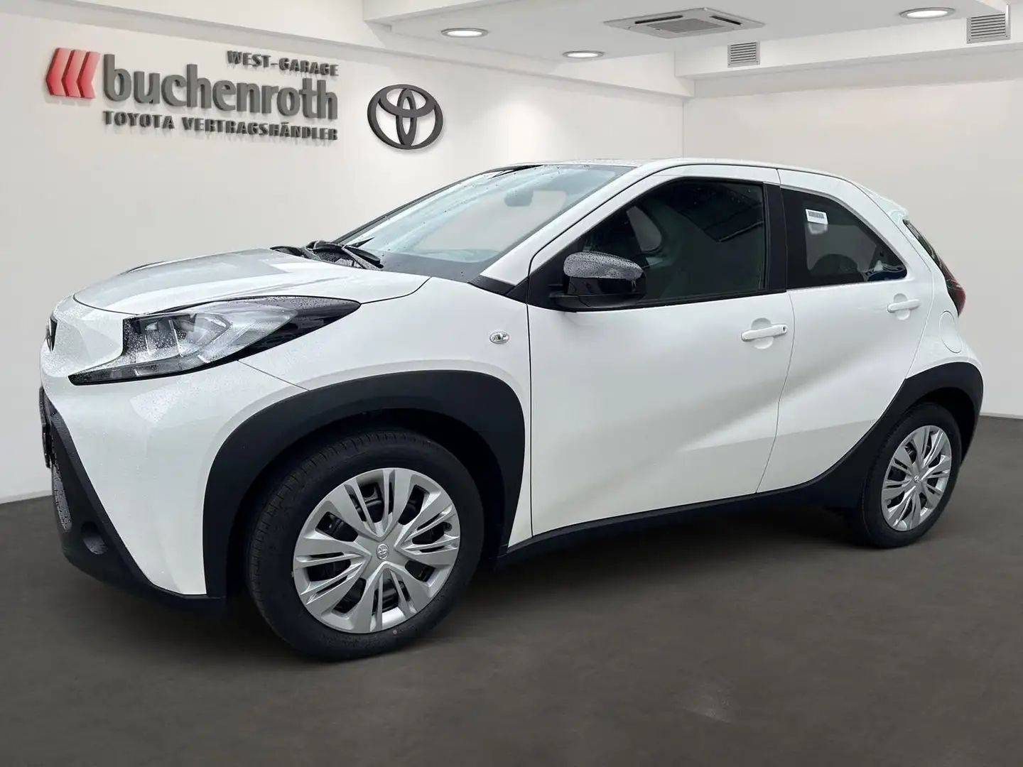 Toyota Aygo X Business Edition Automatik Alb - 1