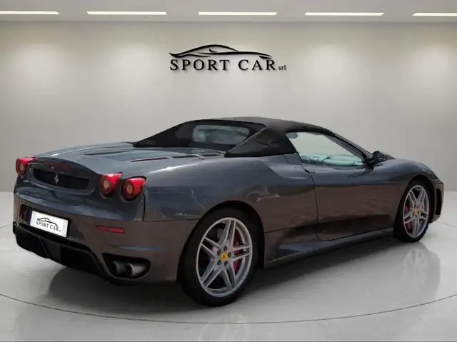 Ferrari F430 view 4