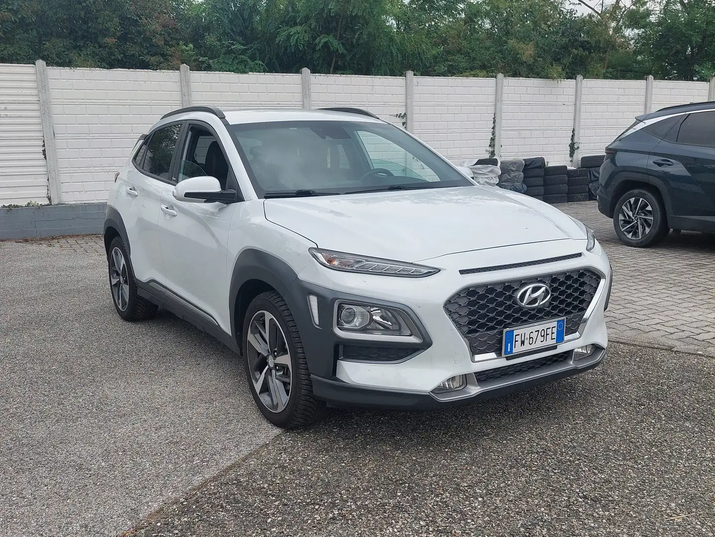 Hyundai KONA Kona I 2017 1.6 crdi Xpossible 4wd 136cv dct Bianco - 1