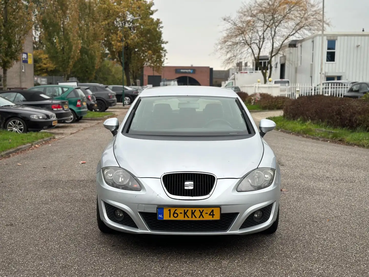 SEAT Leon 1.4 TSI AIRCO/ CARPLAY! NIEUWE DISTRIBUTIEKETTING! Grijs - 2