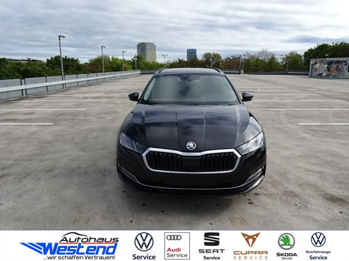 Skoda Octavia Combi STYLE 2.0l TDI 110kW DSG LED Navi Klima Schwarz - 1