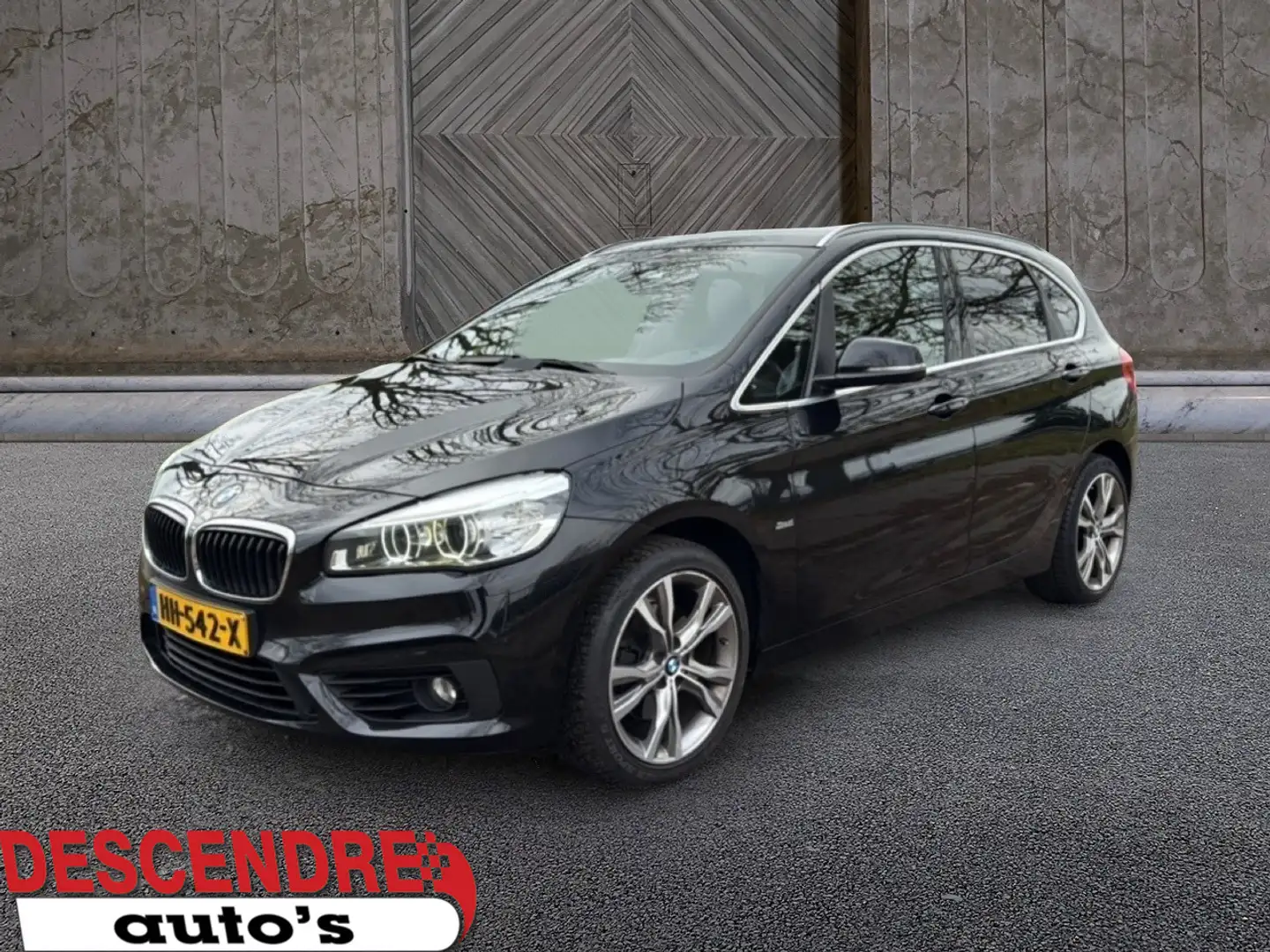 BMW 218 2-serie Active Tourer 218i Sport Schwarz - 1