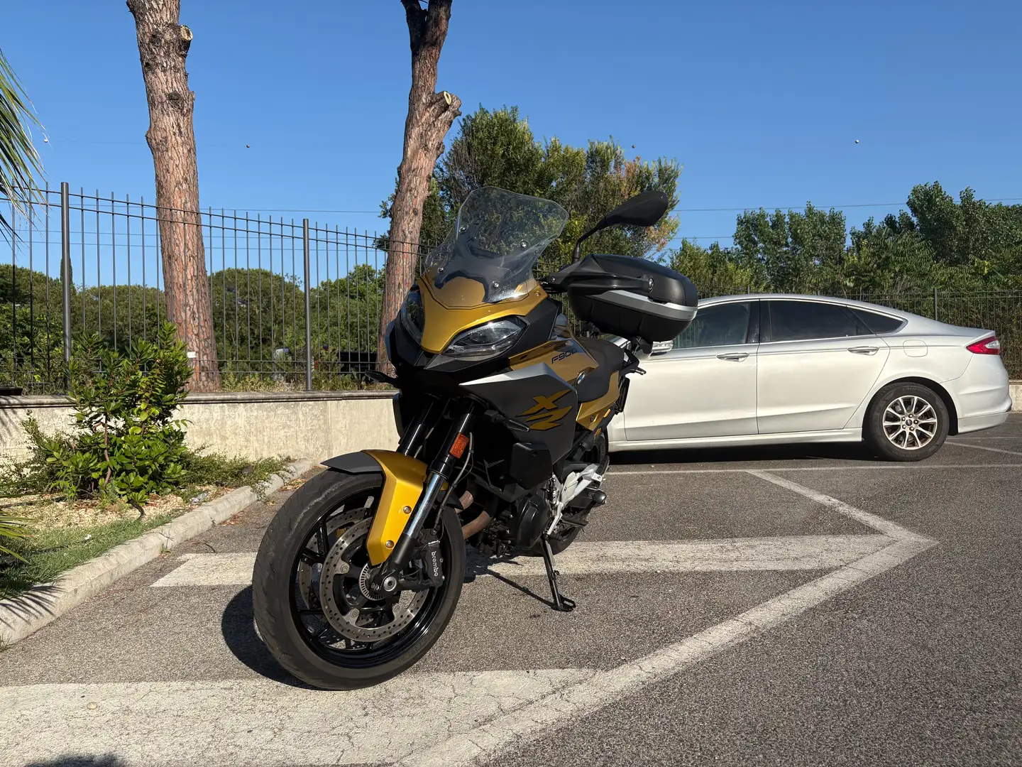 BMW F 900 XR Full Optional Oro - 1