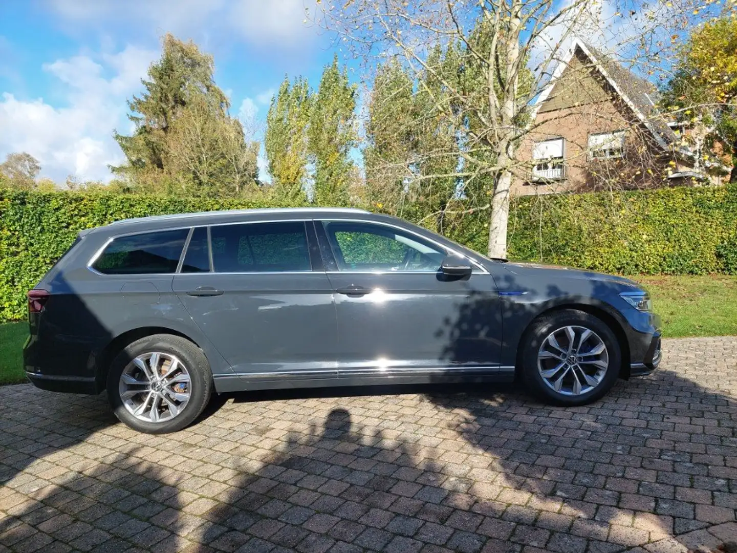 Volkswagen Passat Variant GTE -DSG - Navi -Zetelverwarm. -Camera -Matrix LED - 2