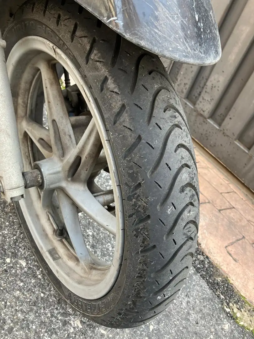 Honda SH 300 Fekete - 2