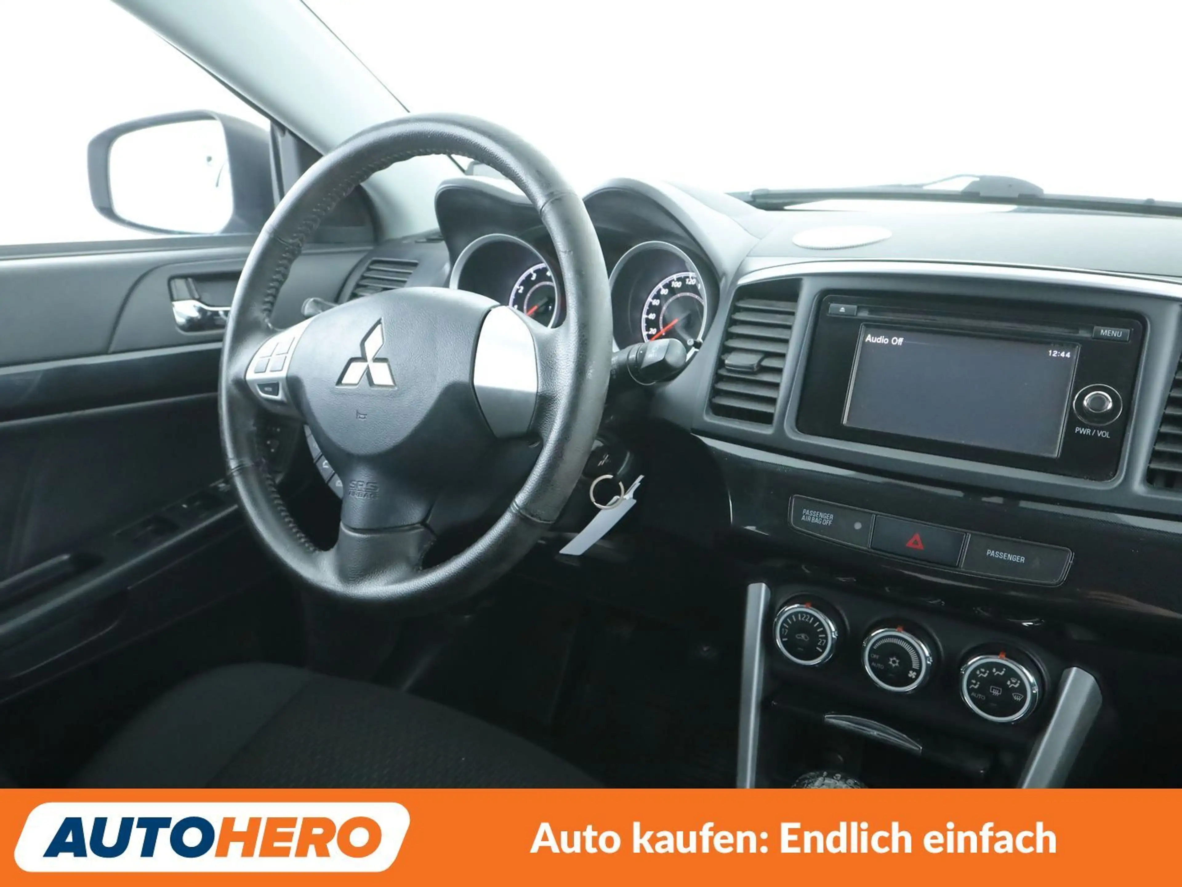 Mitsubishi Lancer 1.6 Top*XENON*CAM*PDC*SHZ*AHK*KLIMA* — photo 13