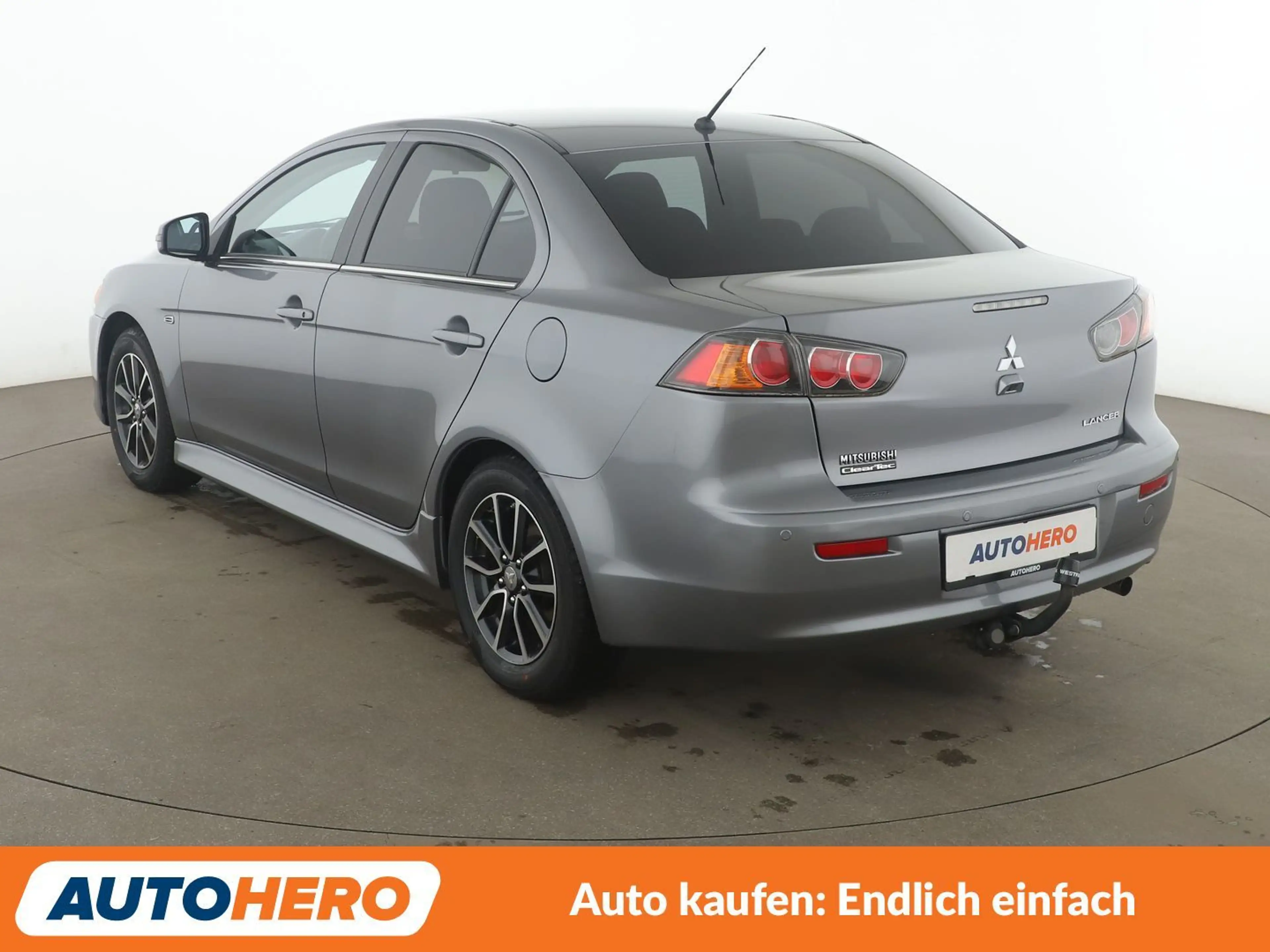 Mitsubishi Lancer 1.6 Top*XENON*CAM*PDC*SHZ*AHK*KLIMA* — photo 4