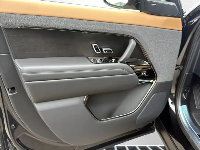 Land Rover Range Rover Sport D300 AWD AT Dynamic SE Ansicht 14