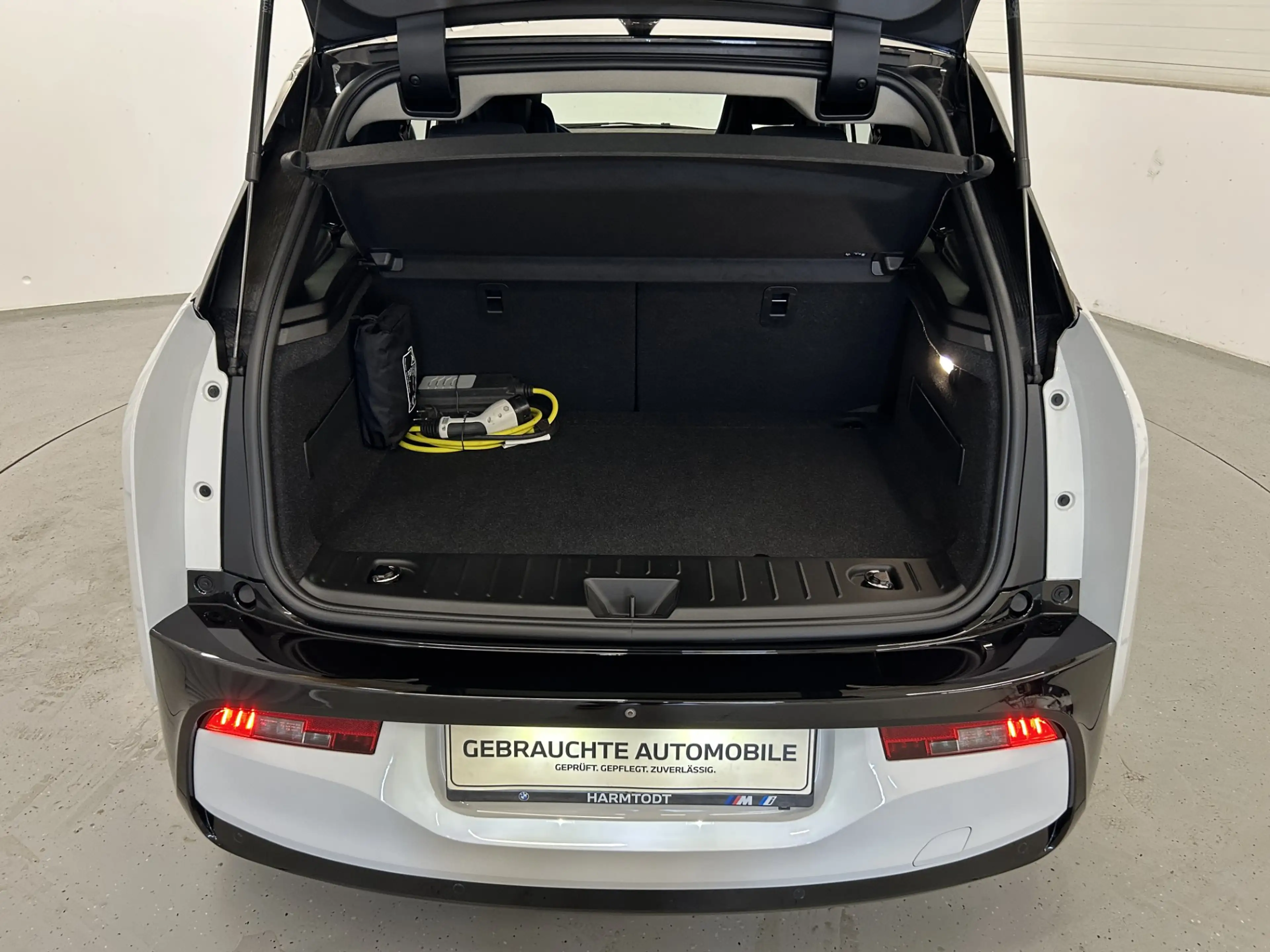 BMW i3 *Komfort Paket / Navi PRO* — photo 15