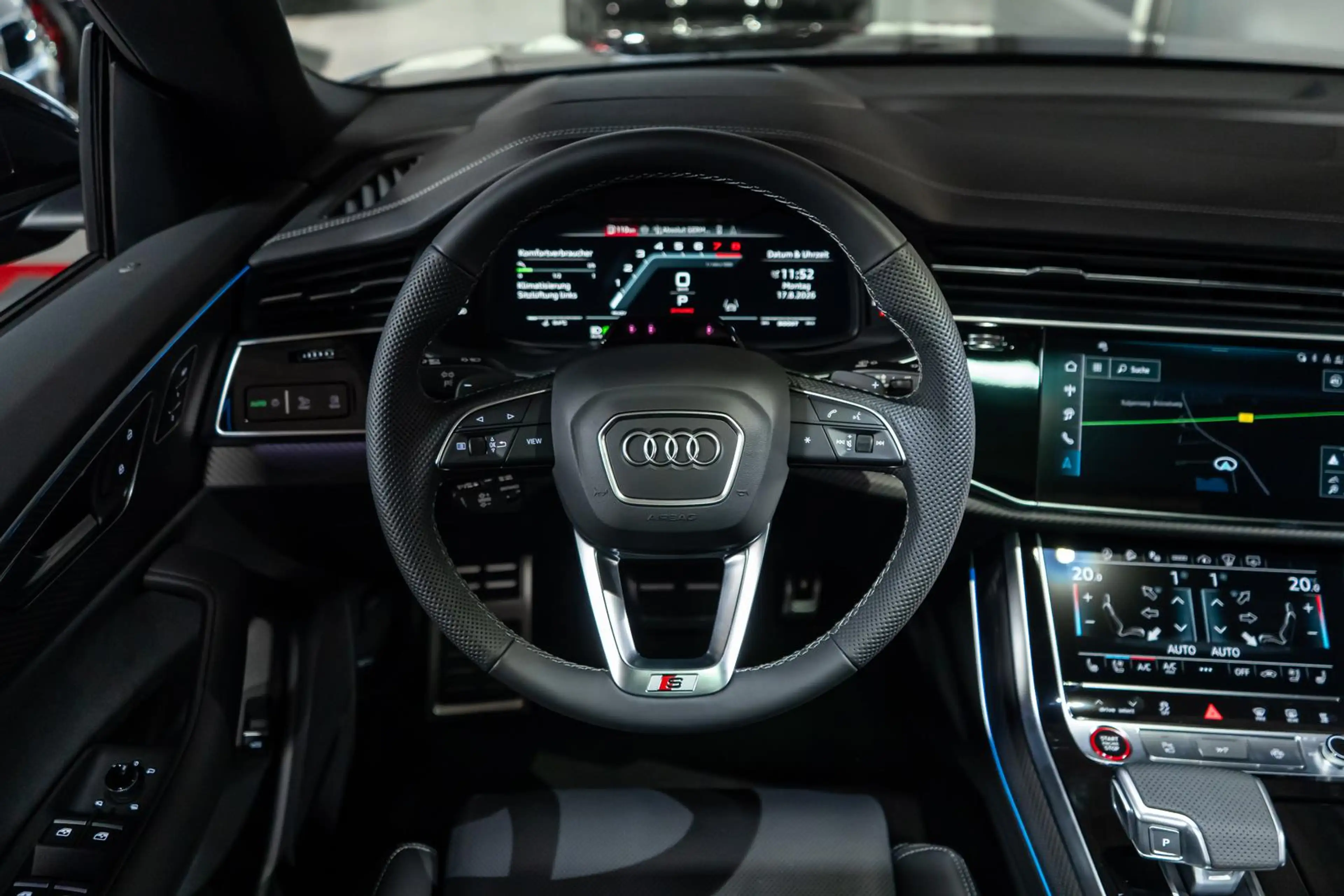 Audi SQ8 4.0 TFSI quattro AHK SHZ PANO HUD B&O STHZ — photo 24
