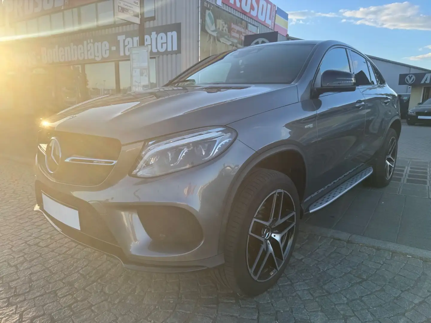 Mercedes-Benz GLE 43 AMG 4Matic Grau - 2