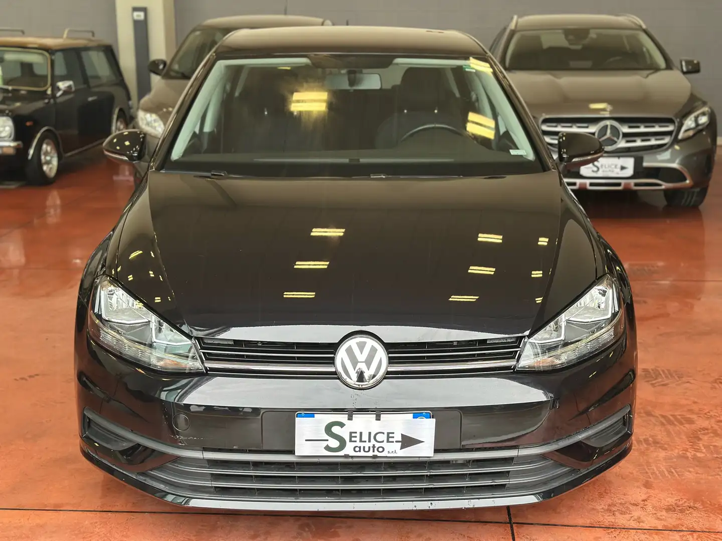 Volkswagen Golf 5p 1.6 tdi trendline 115cv - 1