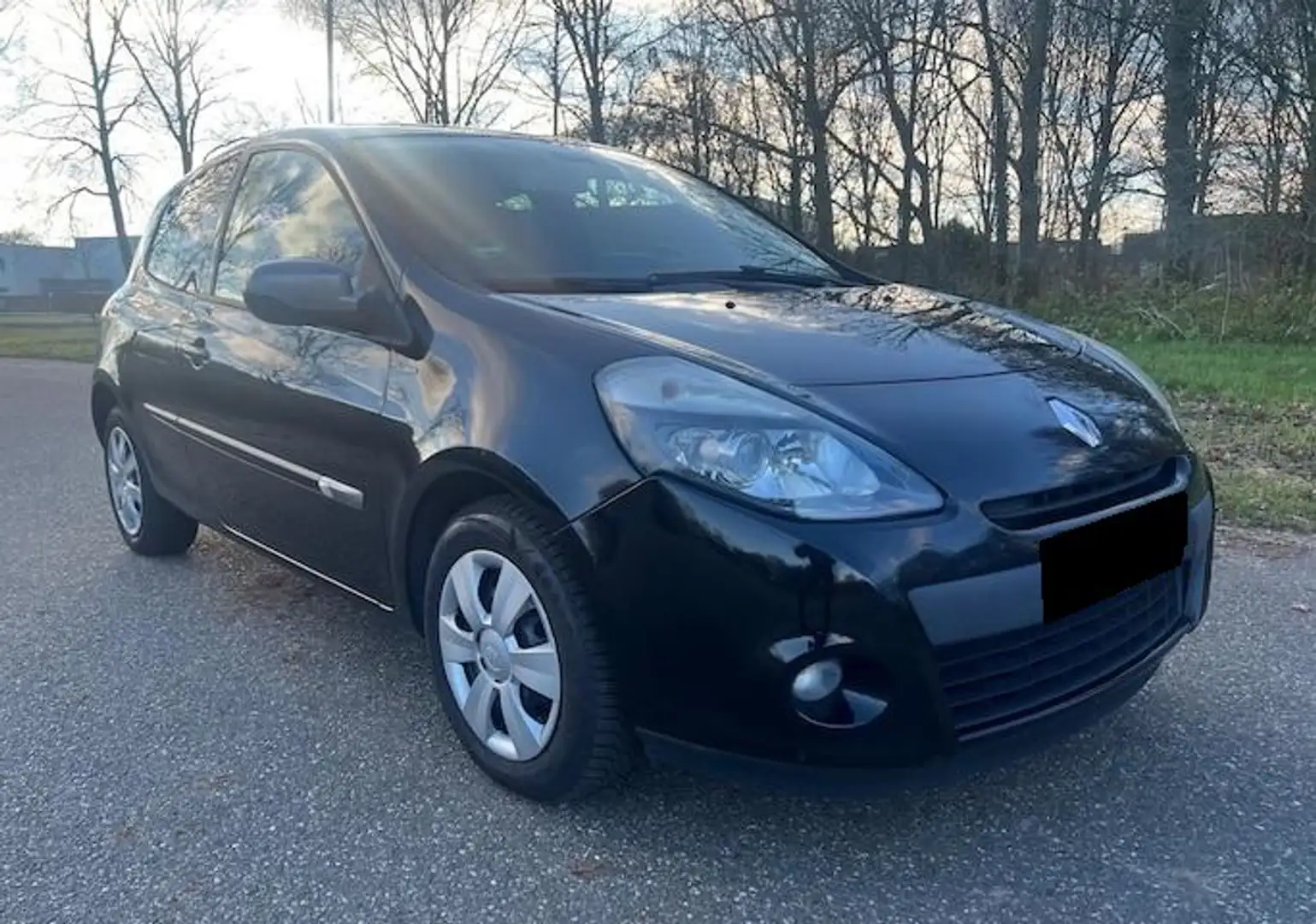 Renault Clio Clio III dCi 90 eco2 Night - 2
