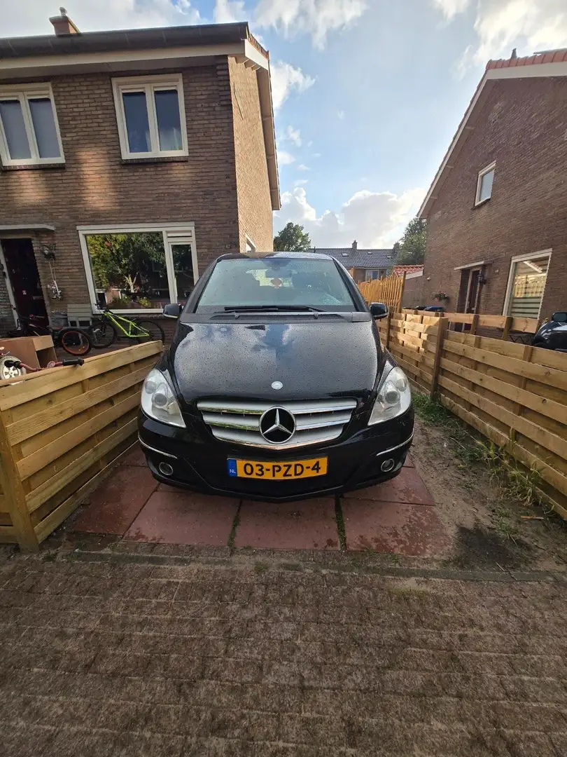 Mercedes-Benz B 160 BlueE. Bns Cl. Zwart - 1