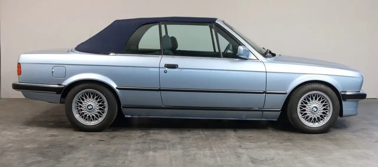 BMW 320i, foto 3
