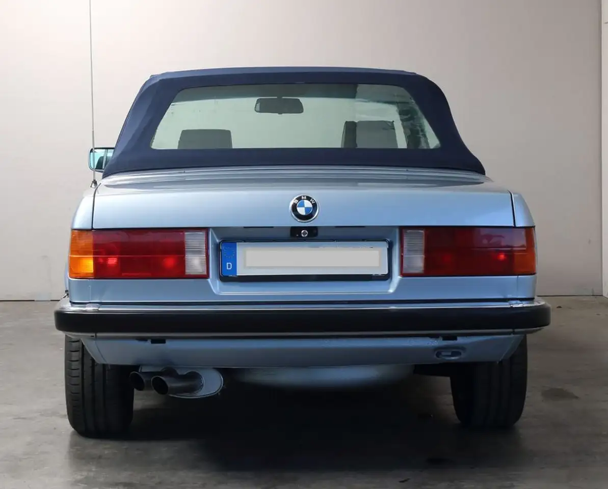 BMW 320i, foto 4