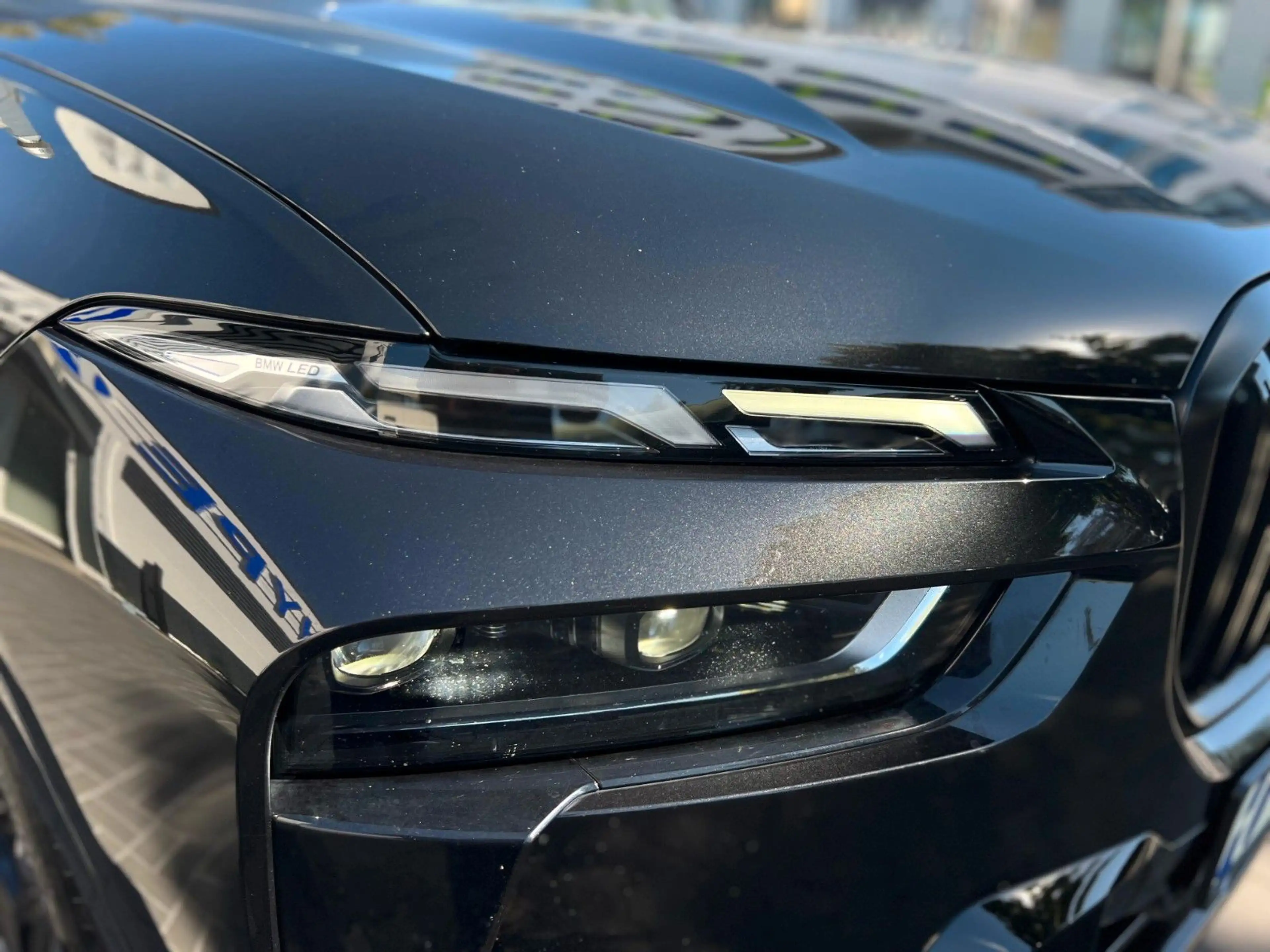 BMW X7 40 d xD M Sport PanoSky LED ACC 360° HUD StHz — photo 9
