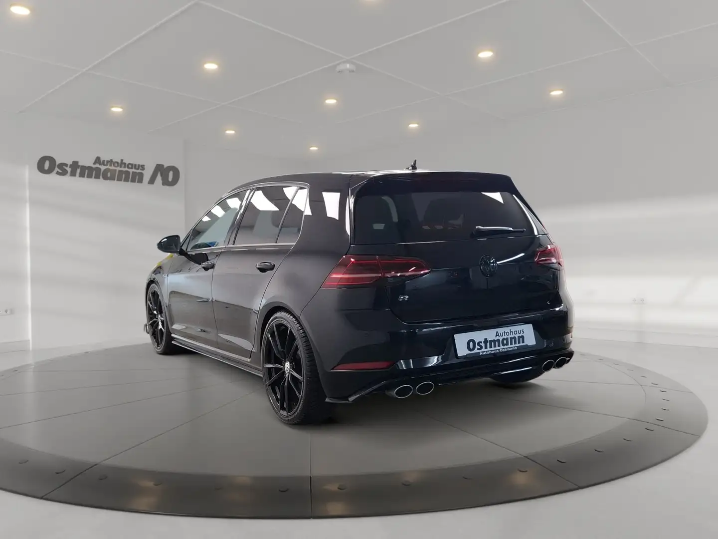 Volkswagen Golf VII R 2.0 TSI 4Motion 19'' ACC Schwarz - 2