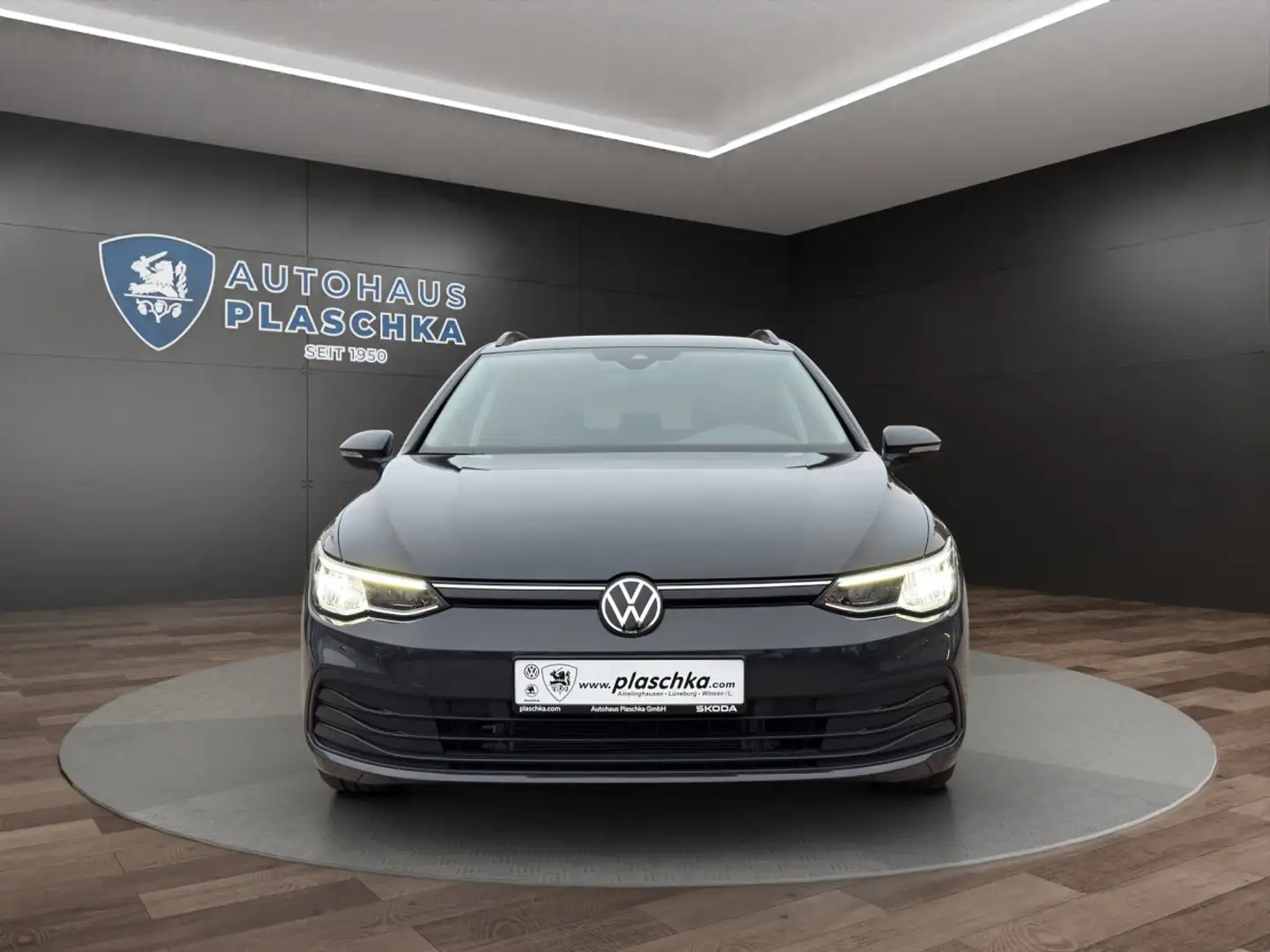 Volkswagen Golf VIII Var. 2.0 TDI DSG Life APP+PDC+NAVI Klima Grau - 2