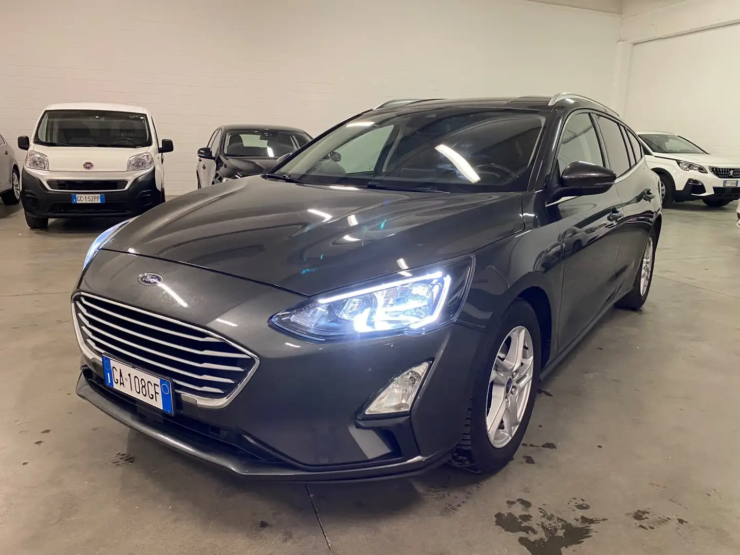 Ford Focus 1.5 EcoBlue 120 CV SW Business Grigio - 1