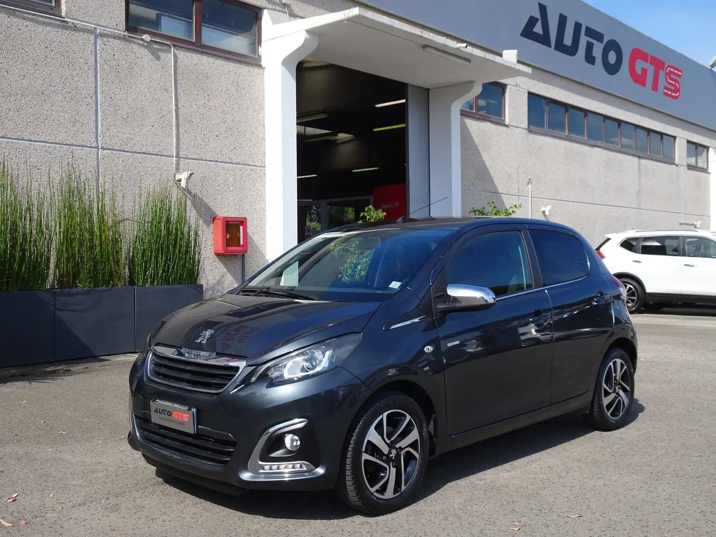 Peugeot 108 5p 1.0 vti Style Grau - 1