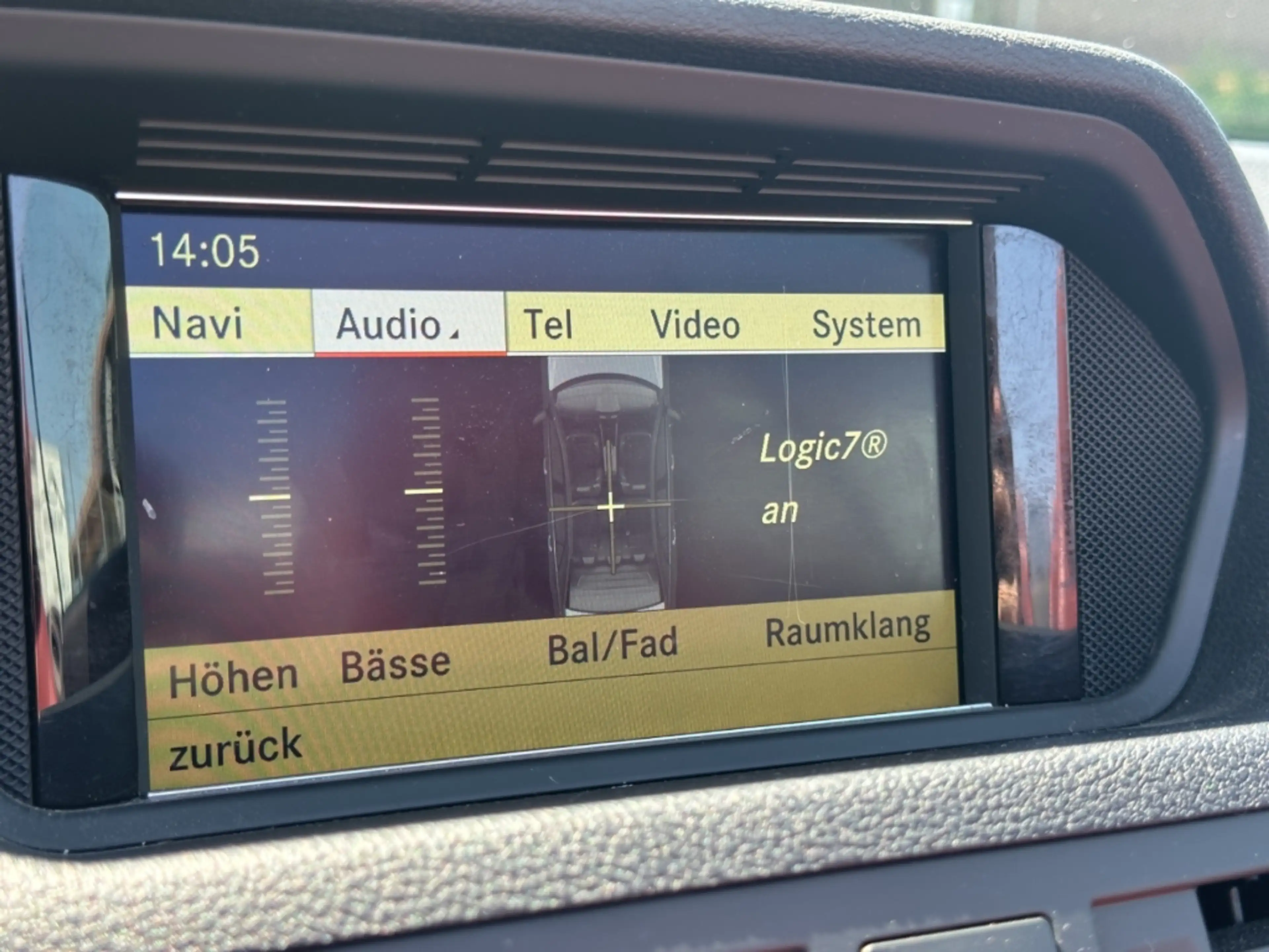 Mercedes-Benz E 250 Cabrio CDI AMG Line MANUFAKTUR H&K — photo 30
