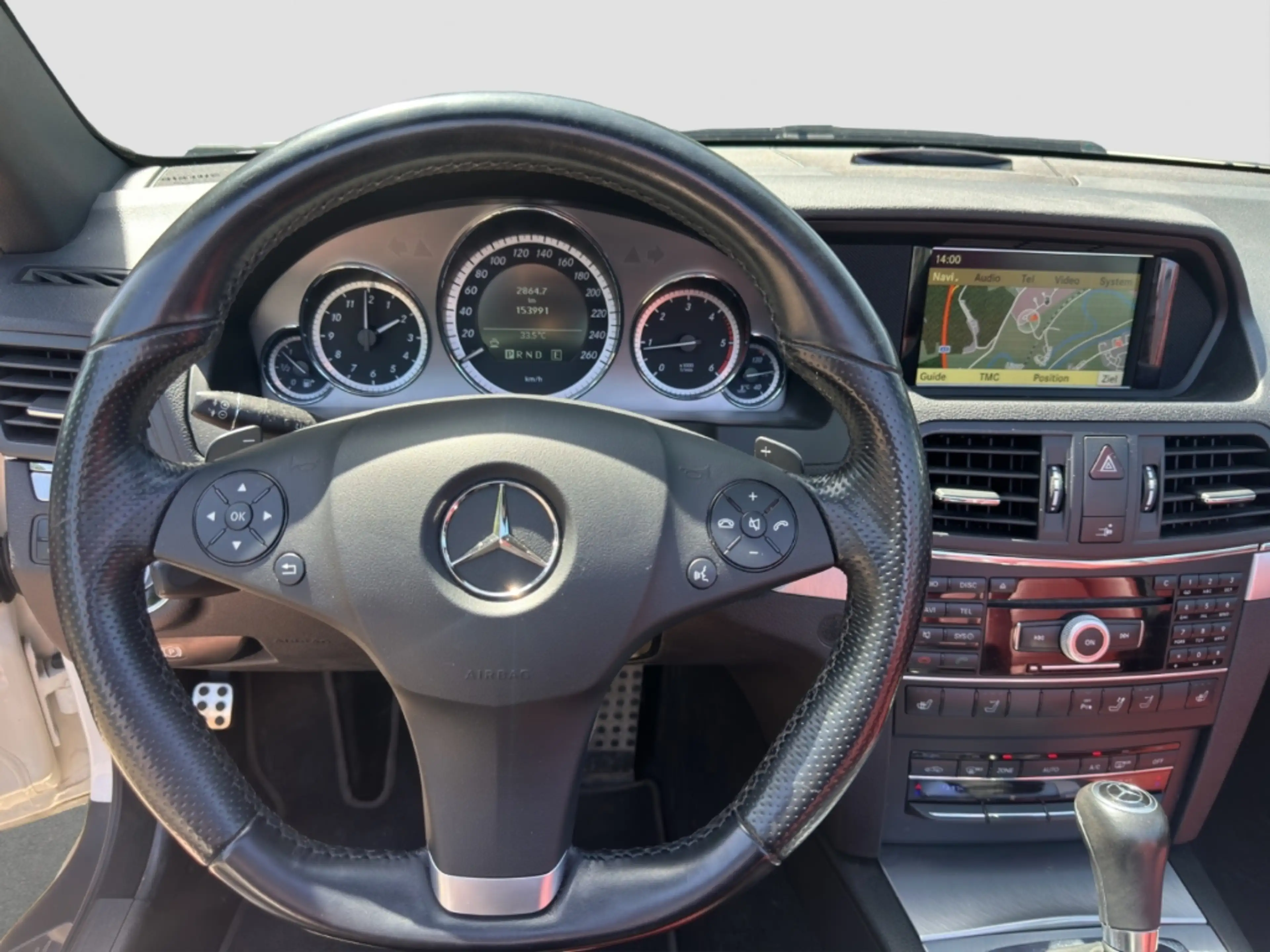 Mercedes-Benz E 250 Cabrio CDI AMG Line MANUFAKTUR H&K — photo 19