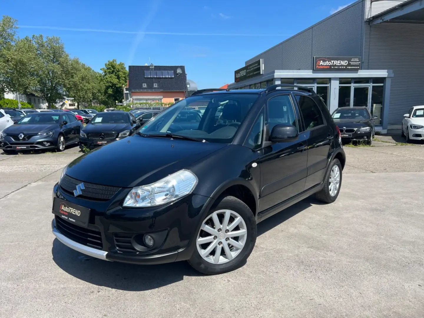 Suzuki SX4 *1.Hand*8-fach*4x4* Schwarz - 1