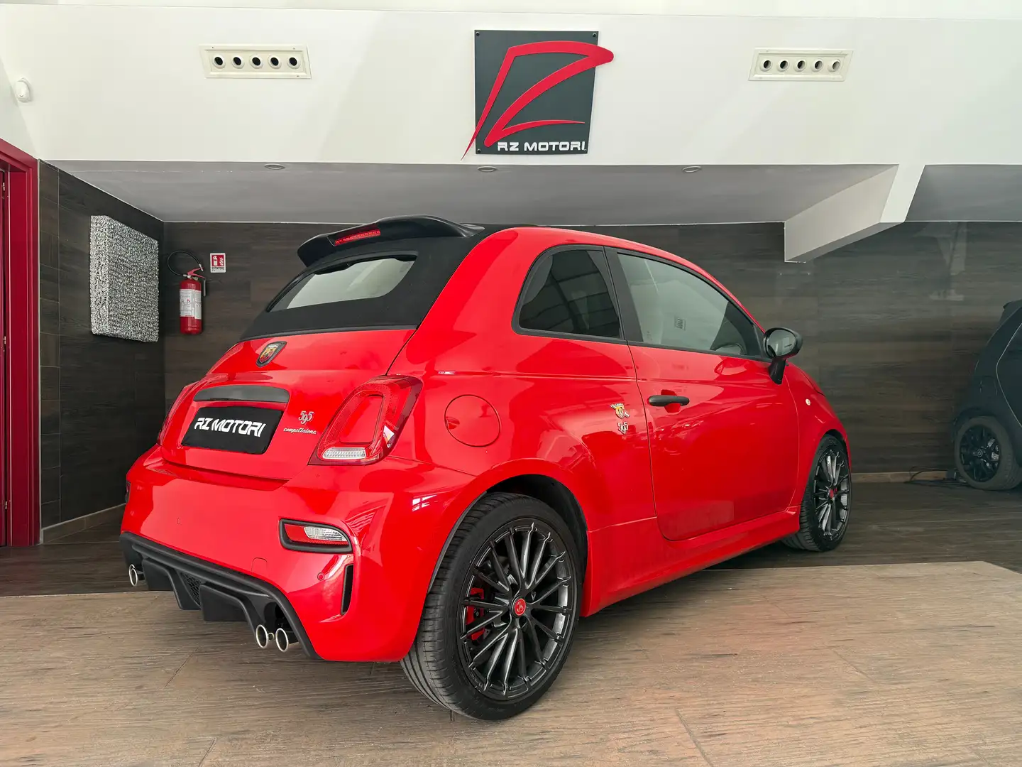 Abarth 595 1.4 t-jet Competizione 180cv my19-SABELT-ITALIA Rosso - 1