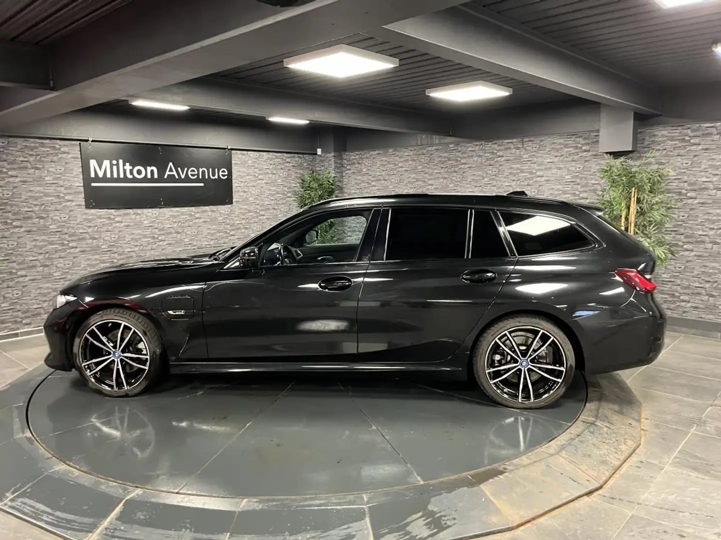 BMW 320 320e Touring - BVA G21 M Sport PHASE 2 Noir - 2