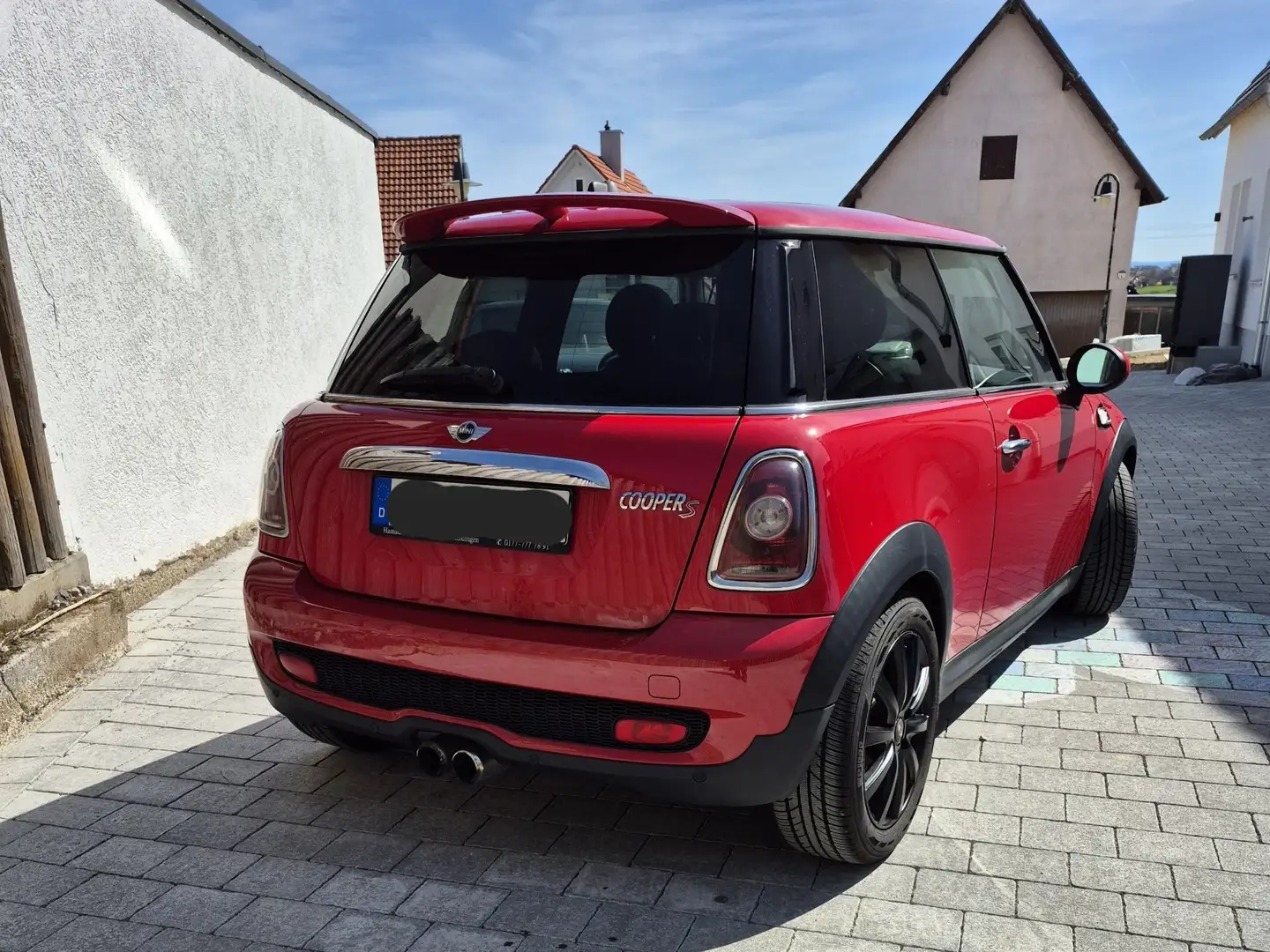 MINI Cooper S Sidewalk Rot - 2