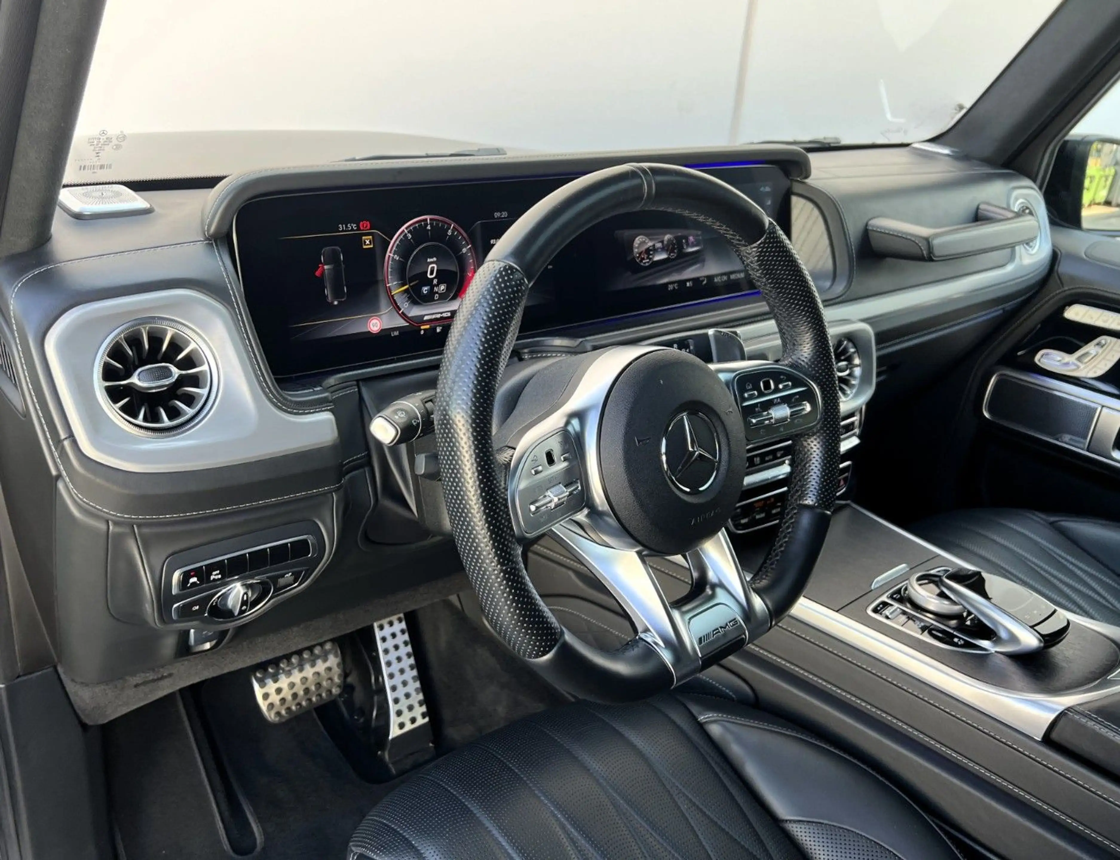 Mercedes-Benz G 63 AMG °Standh.°Night°Burmester°Assistennz° — photo 11