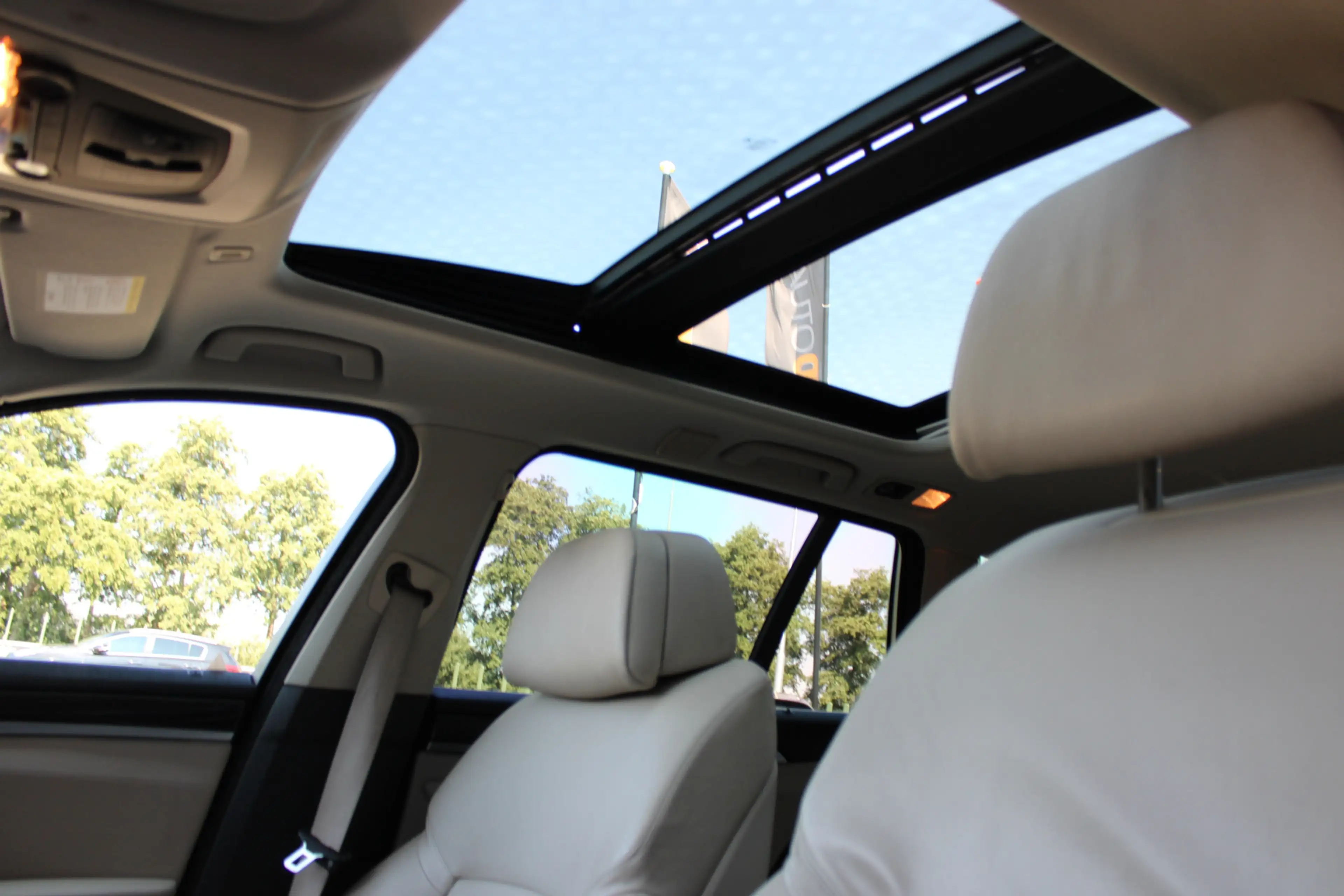 BMW 523 5-serie Touring 523i High Executive 6 Cilinder Pan — photo 8