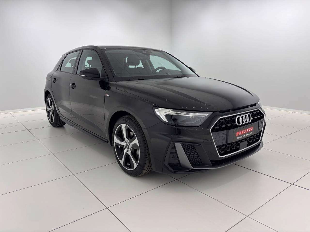 Audi A1 Sportback 30 1.0 tfsi S line edition 116cv