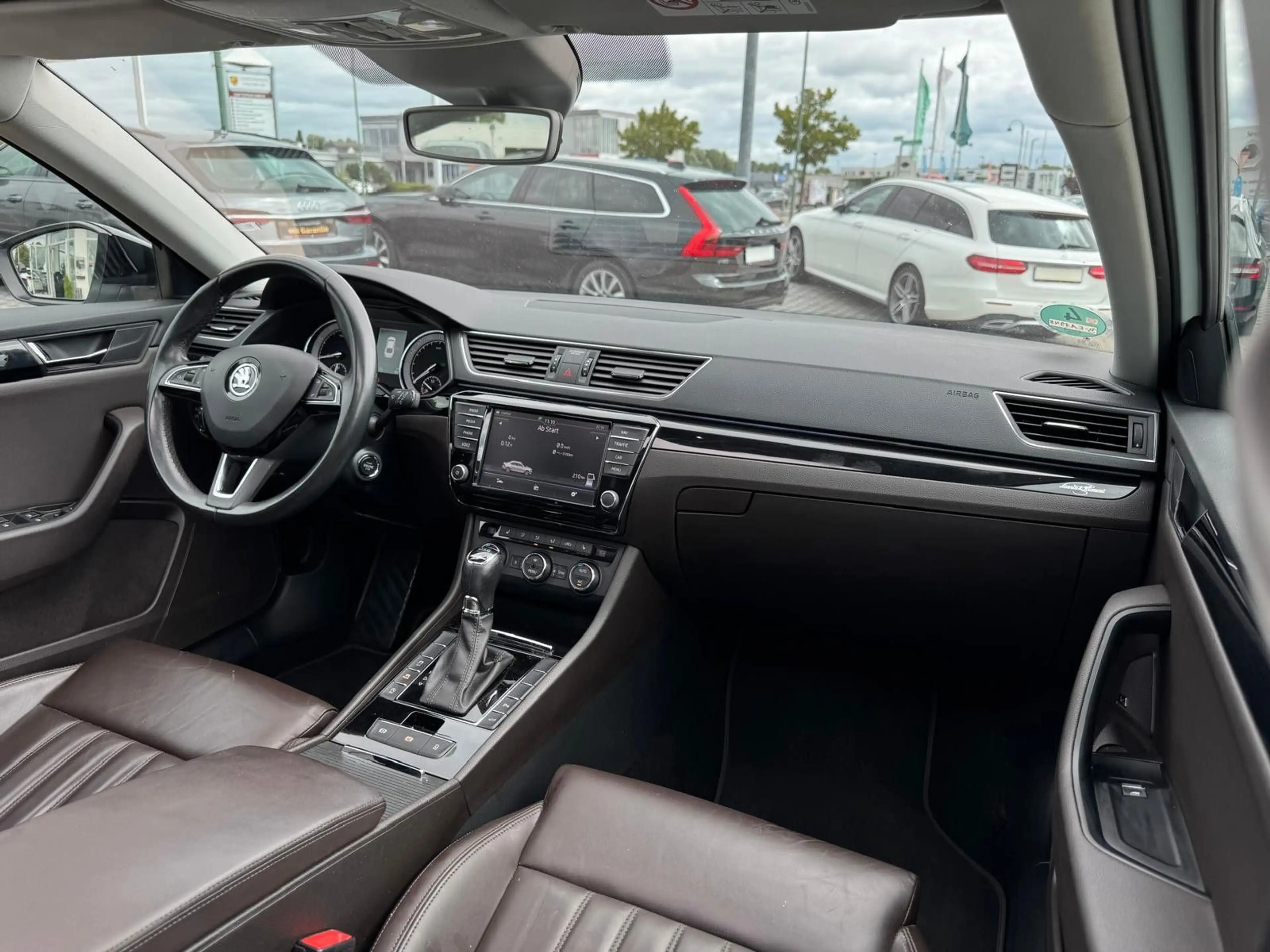 Skoda Superb Lim. 2.0TSI"L&K 4x4"PANO"ACC"LEDER"1.HAND — photo 7