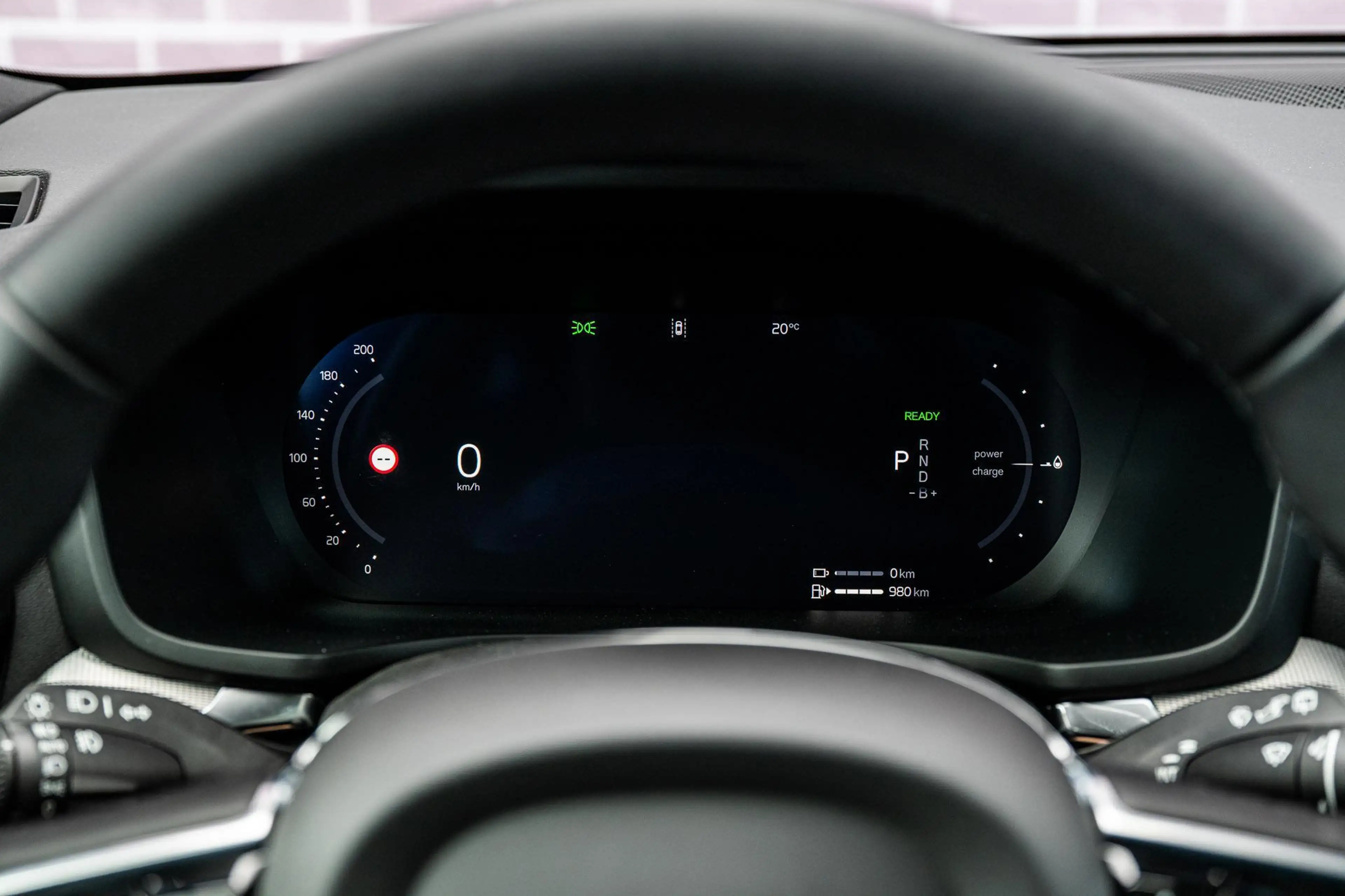 Volvo V60 T8 Plug-in Hybrid AWD Plus Dark | PHEV Long Range — photo 14