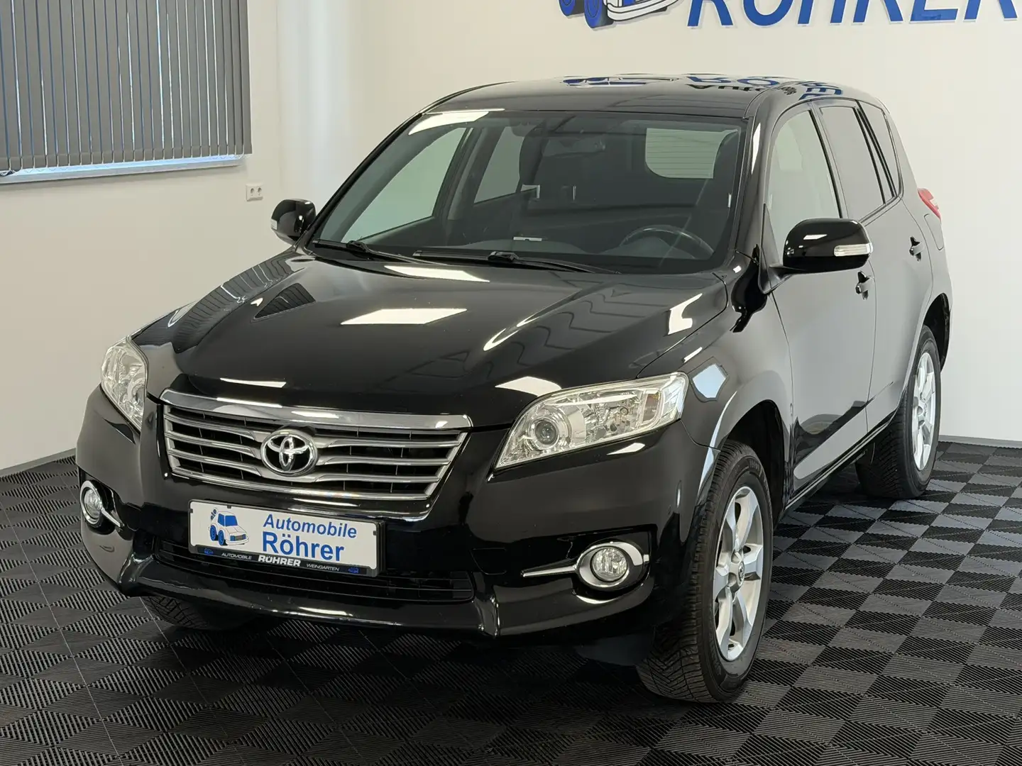 Toyota RAV 4 2.2 D 4x4 Life Anhängerkupplung Negro - 2