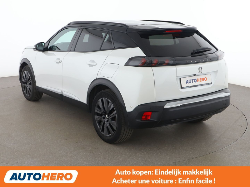 Peugeot e-2008 electric drive 100 kW GT Pack — photo 4