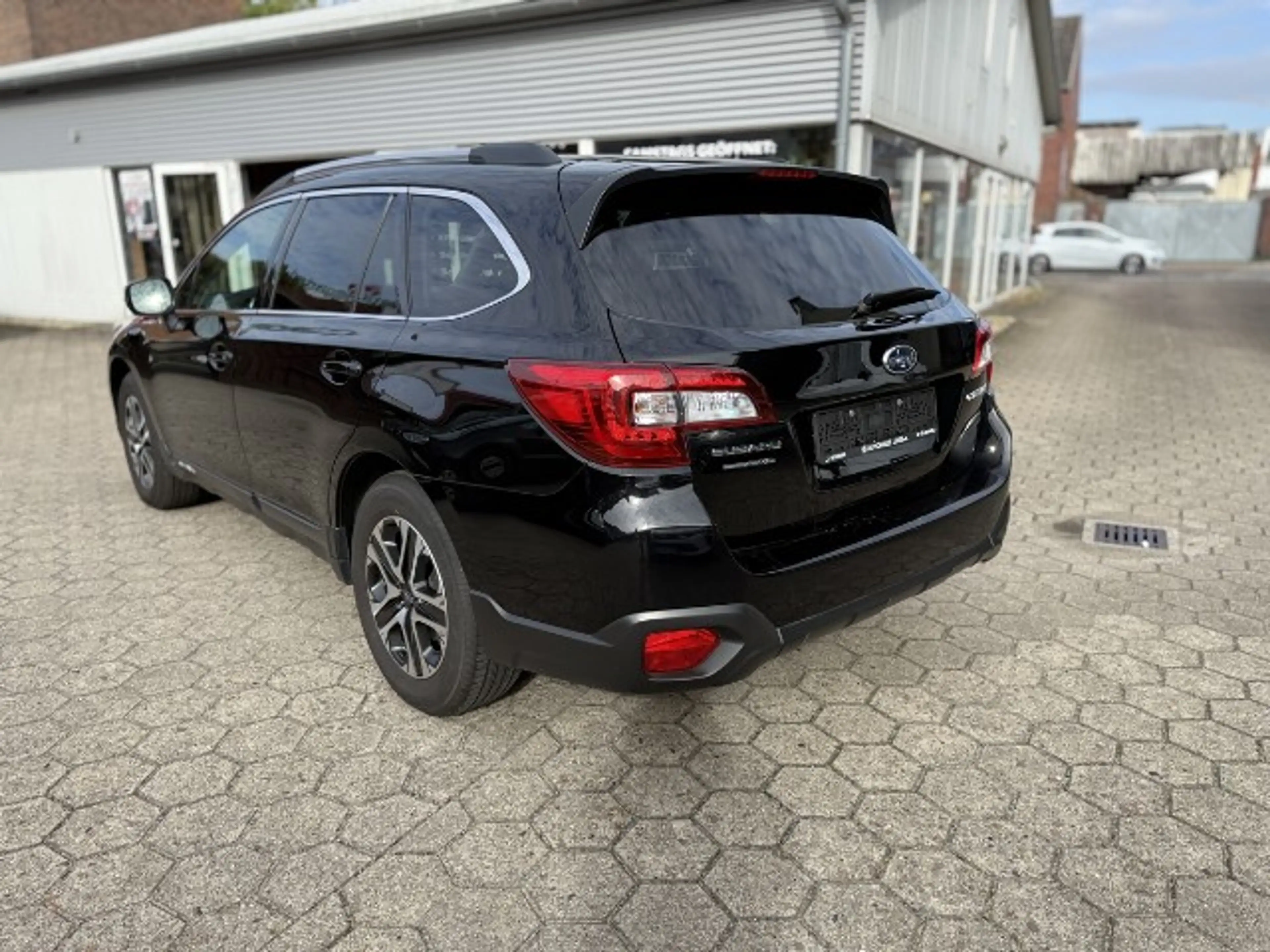 Subaru OUTBACK 2,5i CVT Automatik AHK., WKR. — photo 7
