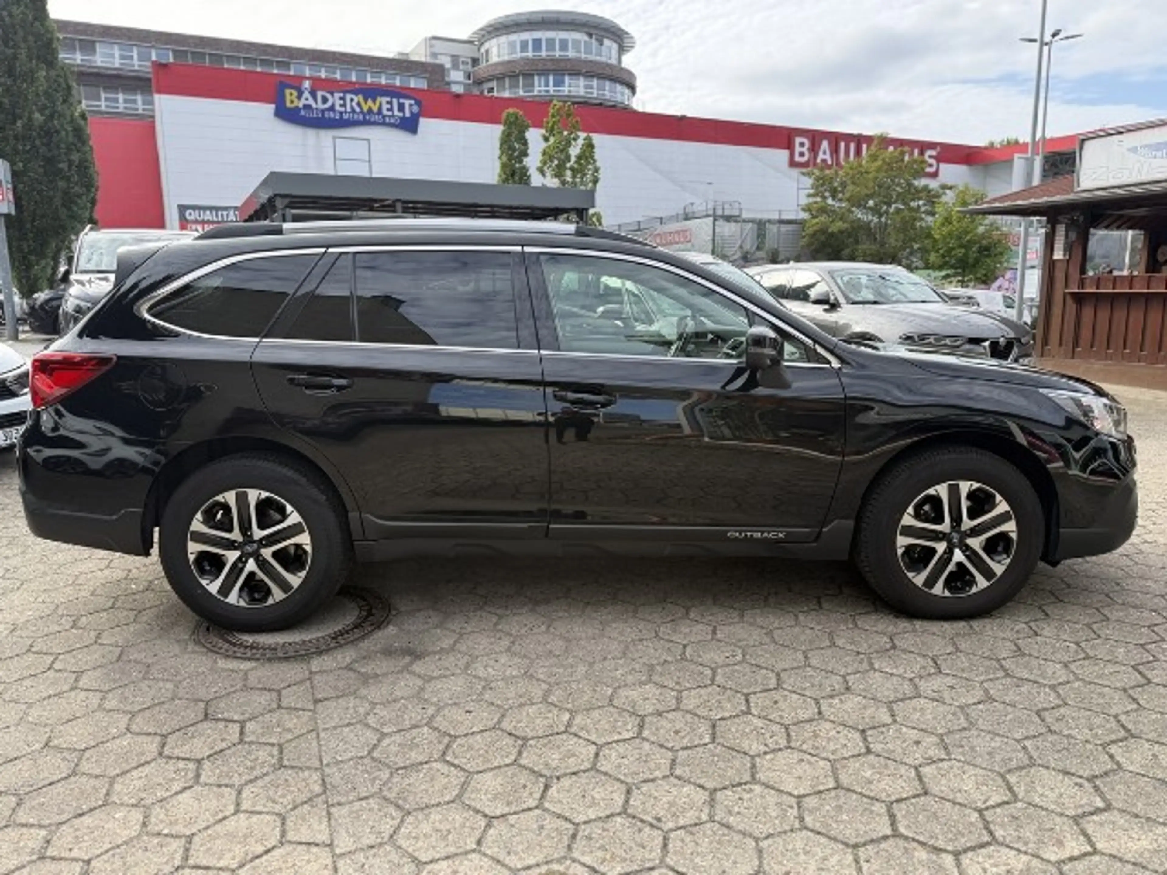 Subaru OUTBACK 2,5i CVT Automatik AHK., WKR. — photo 4