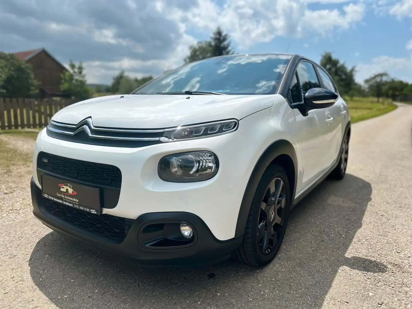 Citroen C3 Feel*SHZ*Temp*Spurhalteass.*17Zoll*Scheckheft Wit - 2