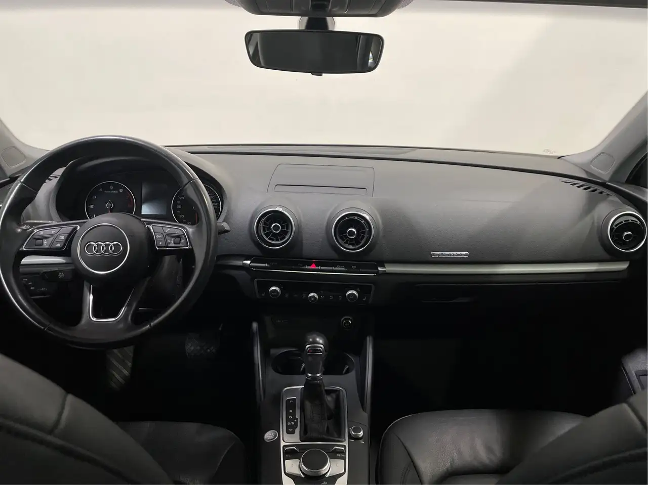 Audi A3 снимка Audi A3